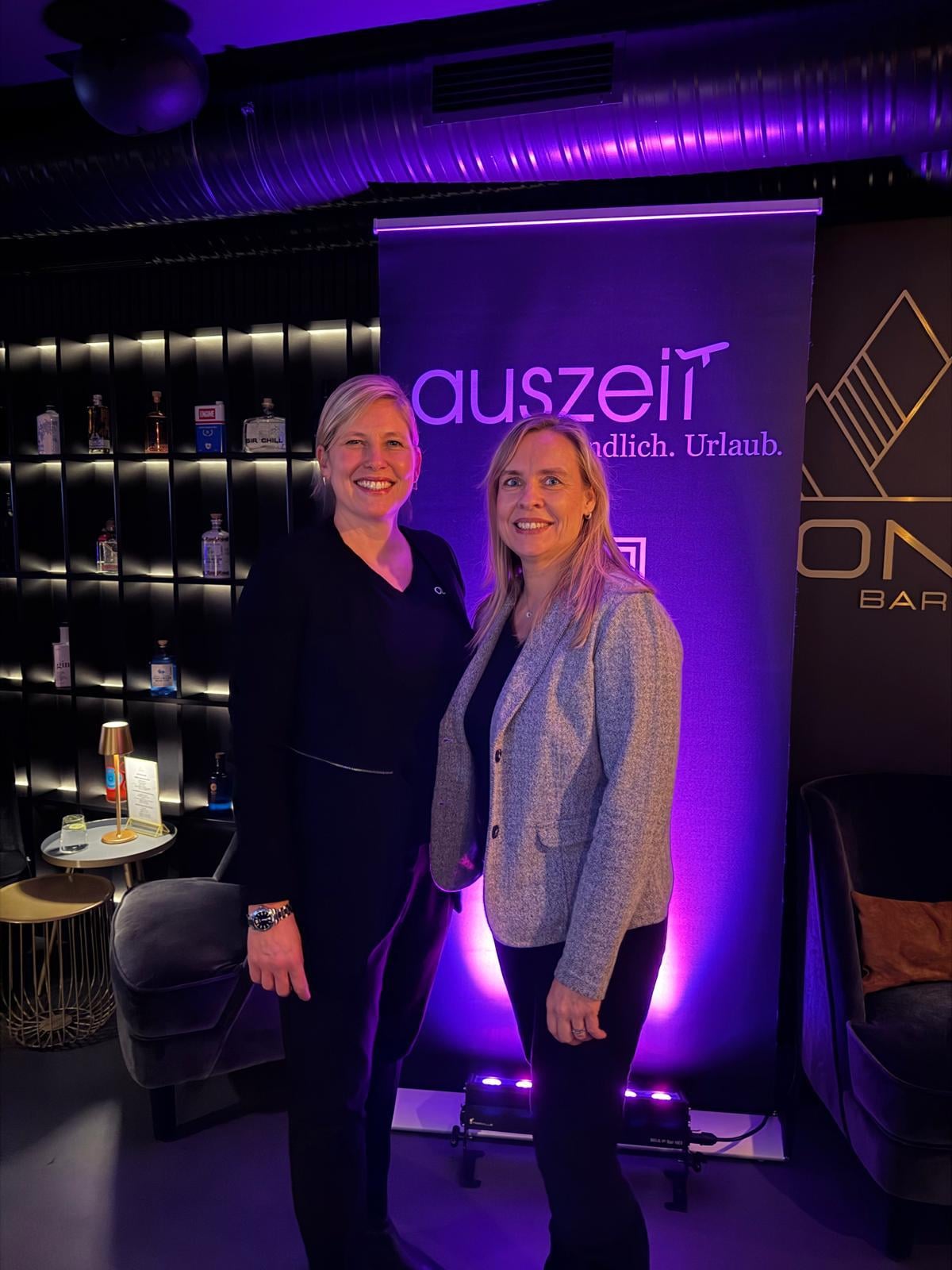 Das Auszeit-Team vor dem Rollup bei einer vergangenen Ocean Prestige Night
