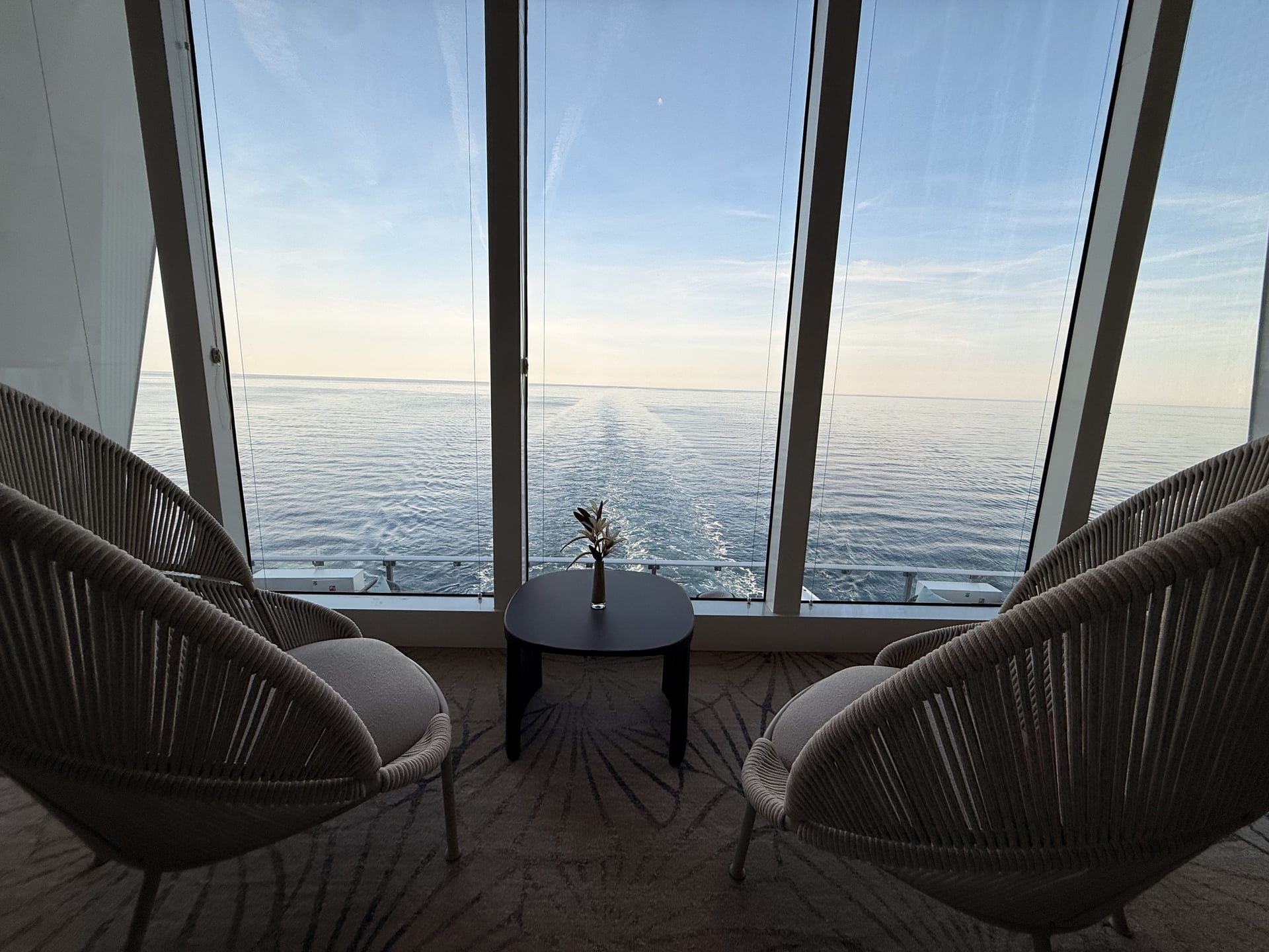 Bar an Bord der Mein Schiff Flow