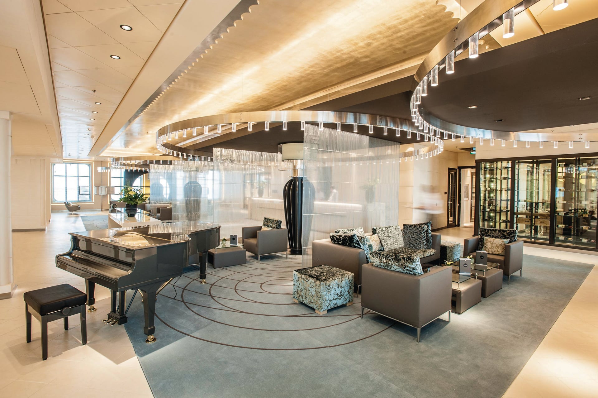 Atrium der MS Europa 2
