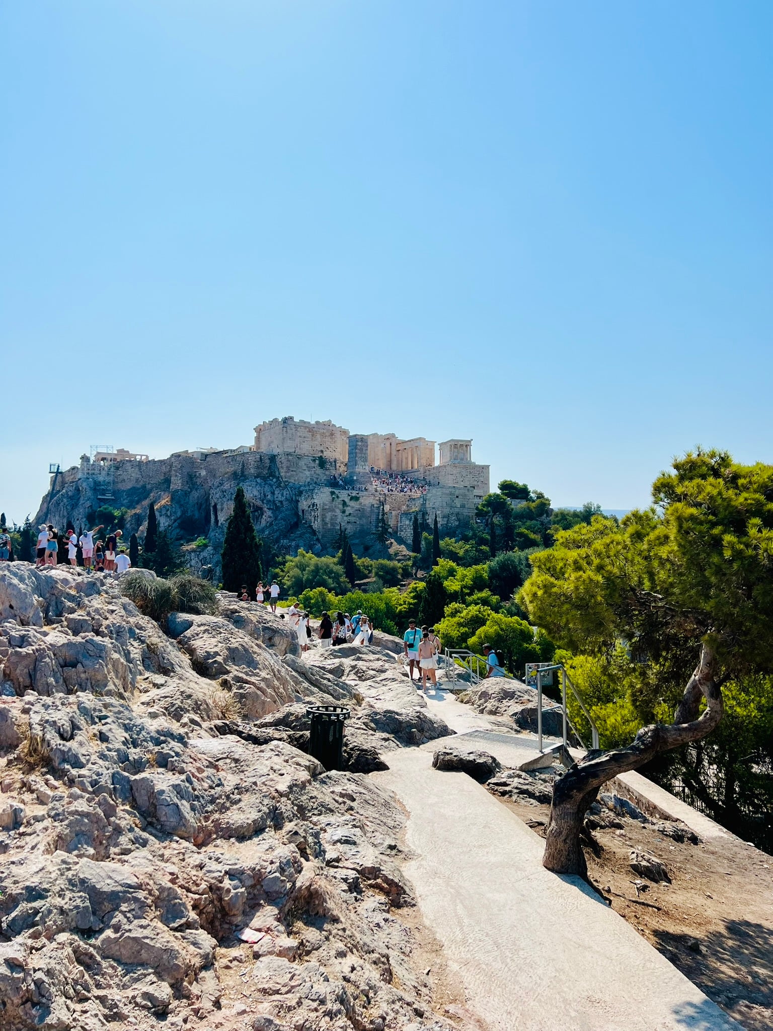 Blick auf die Akropolis von Athen vom Areopag
